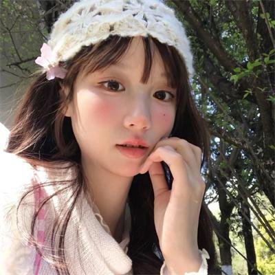 在那河畔青草青